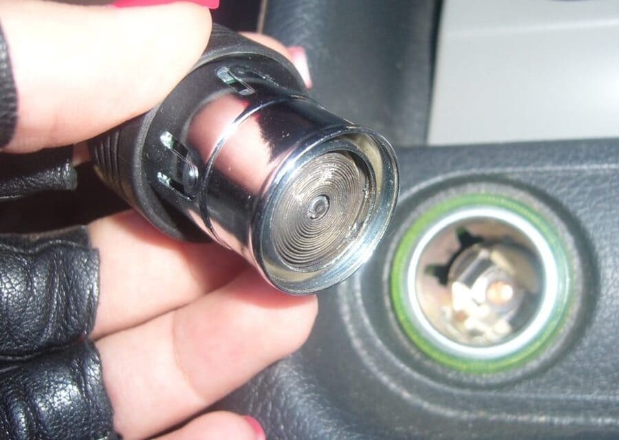 Что делать, если не работает прикуриватель