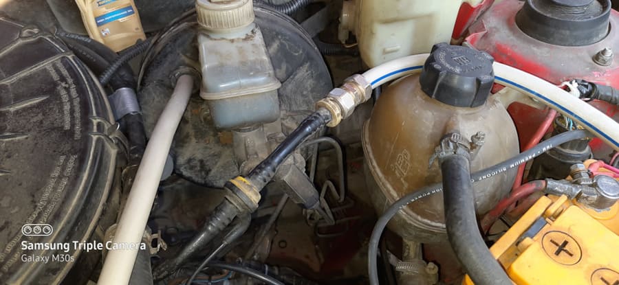 Как найти свистящий вакуумный подсос