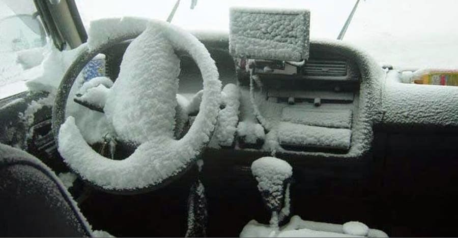 Что делать, если замёрз замок зажигания